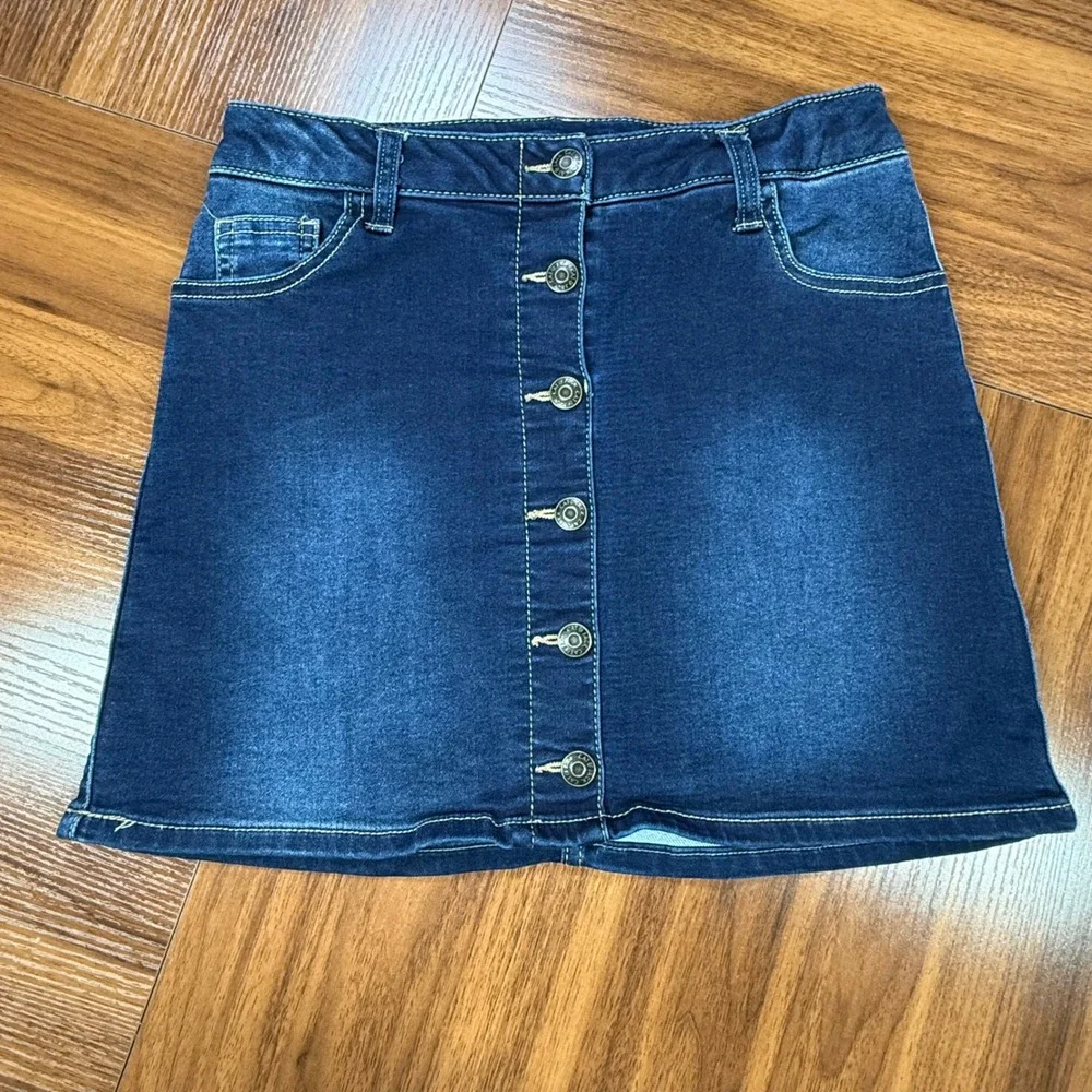 Cat & Jack Girls Blue Denim Mini Skirt Super Stretch Button Front Size L 10/12